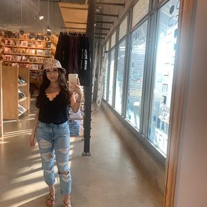 Meet your Posher, Cameron